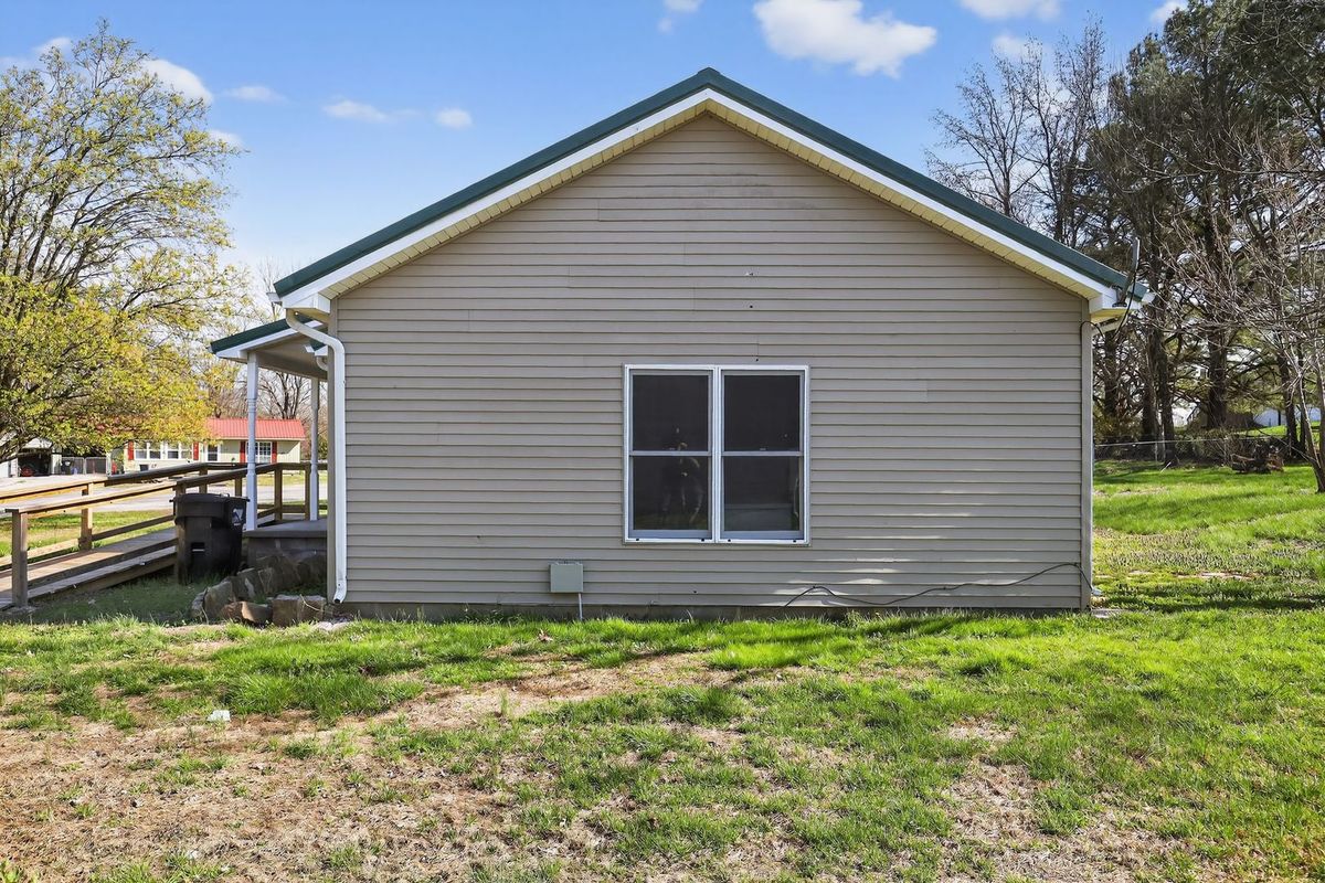 109 Illini Court, Vienna, IL 62995