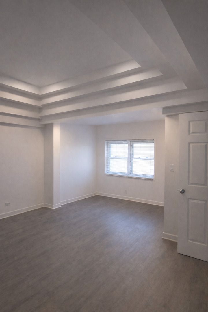 4519 Thomas Street, Chicago, IL 60651