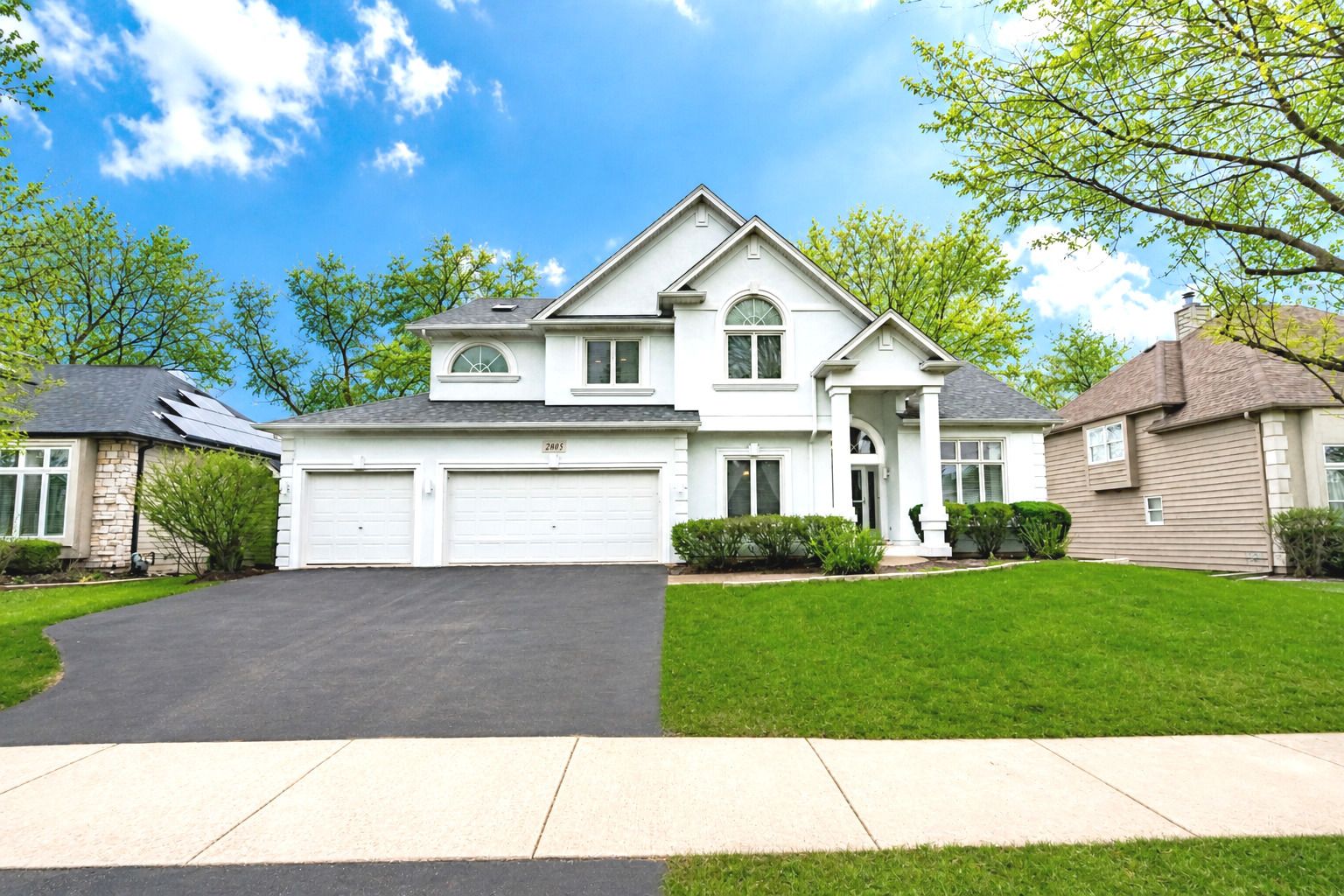 2805 Clara Avenue — Aurora, IL 60502