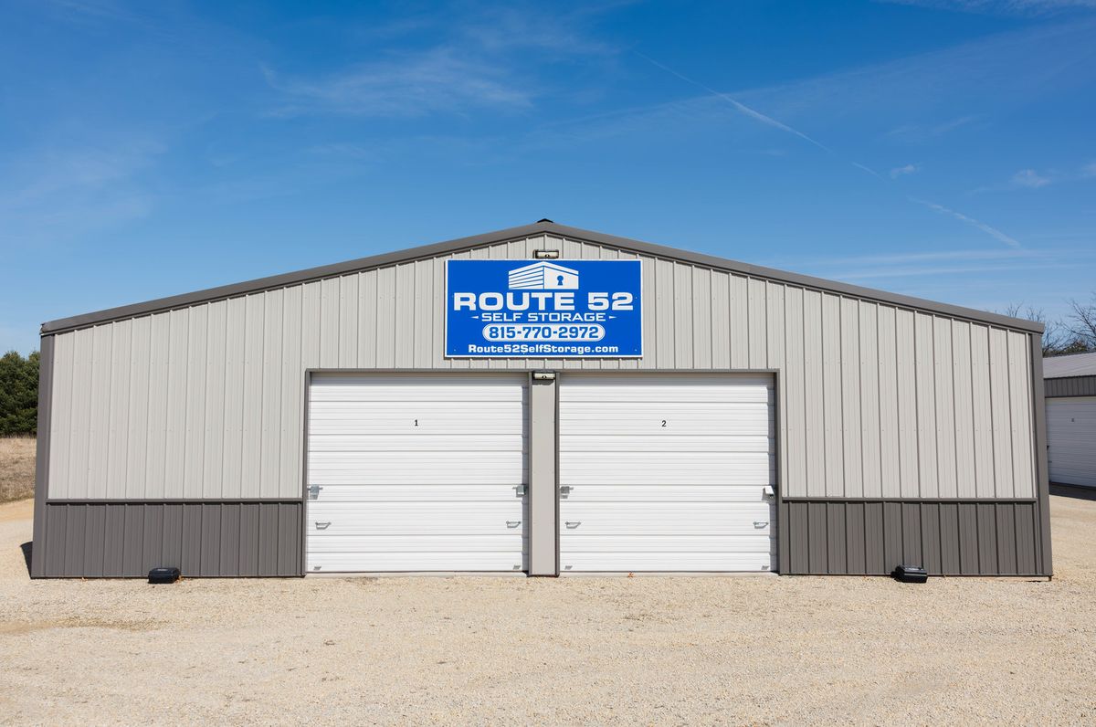 672 US Rt. 52 Road, Amboy, IL 61310
