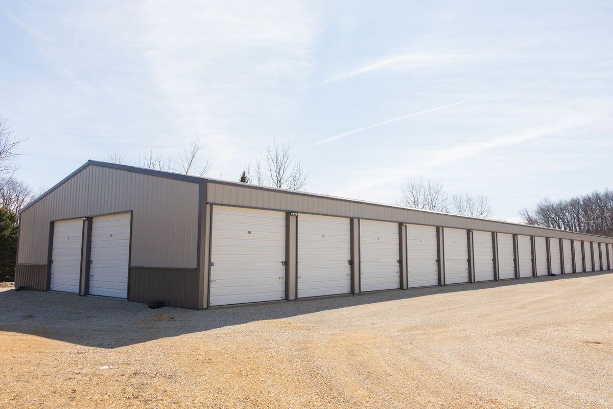 672 US Rt. 52 Road, Amboy, IL 61310