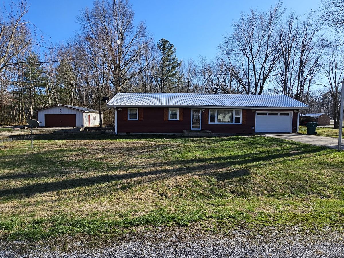 111 W Hickory Street, Bluford, IL 62814