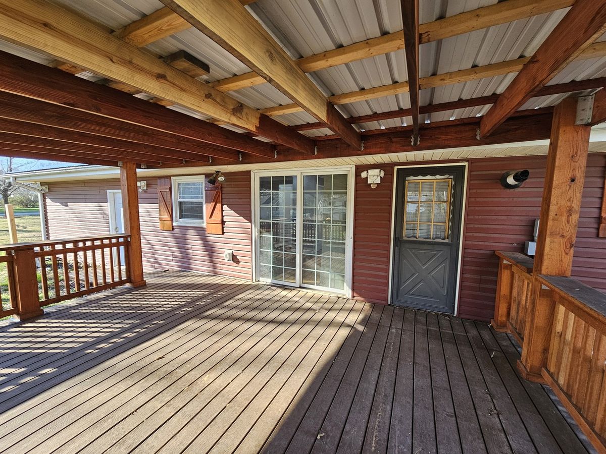 111 W Hickory Street, Bluford, IL 62814