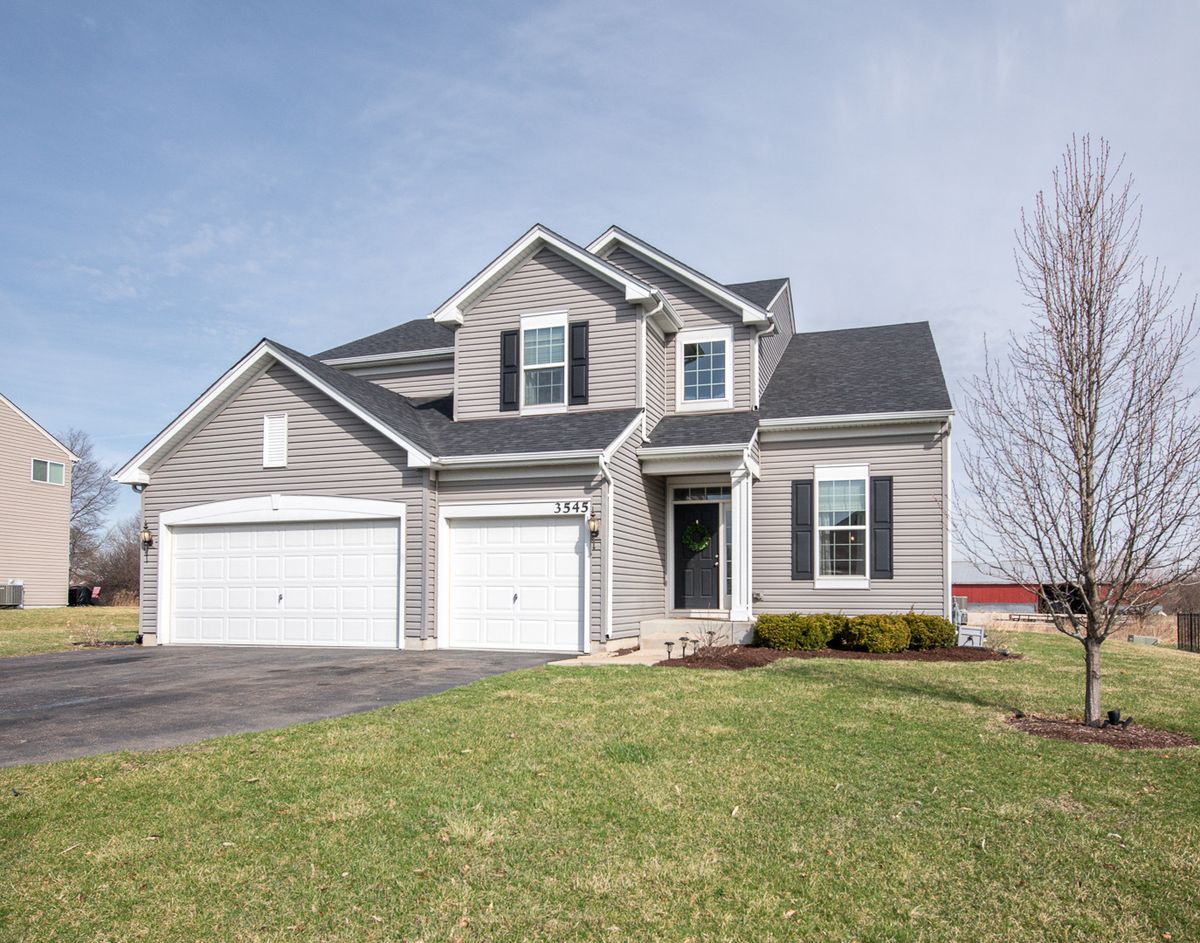 3545 AYRES Drive, Aurora, IL 60506