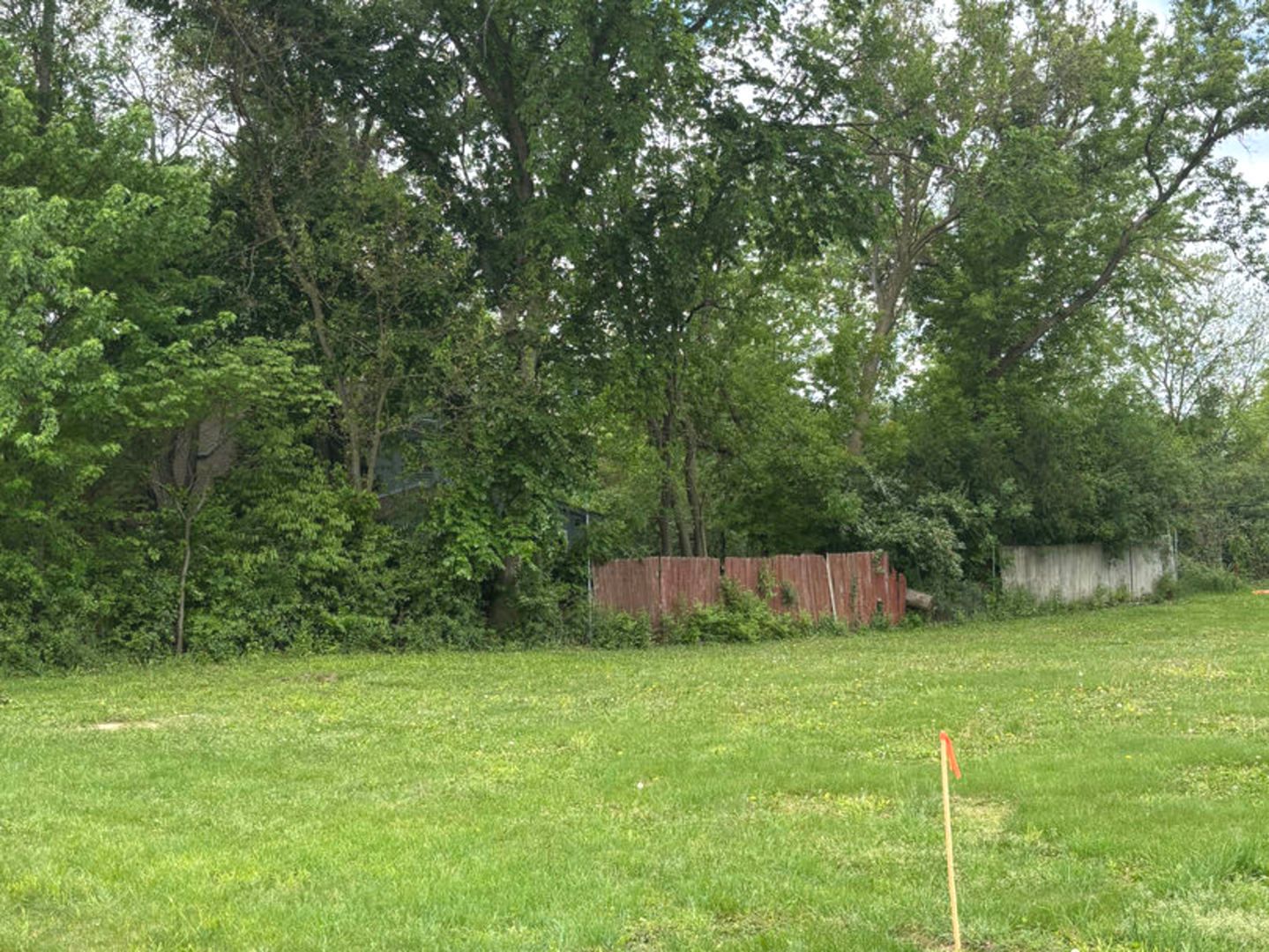LOT 8 W PLUM Street S — McHenry, IL 60050