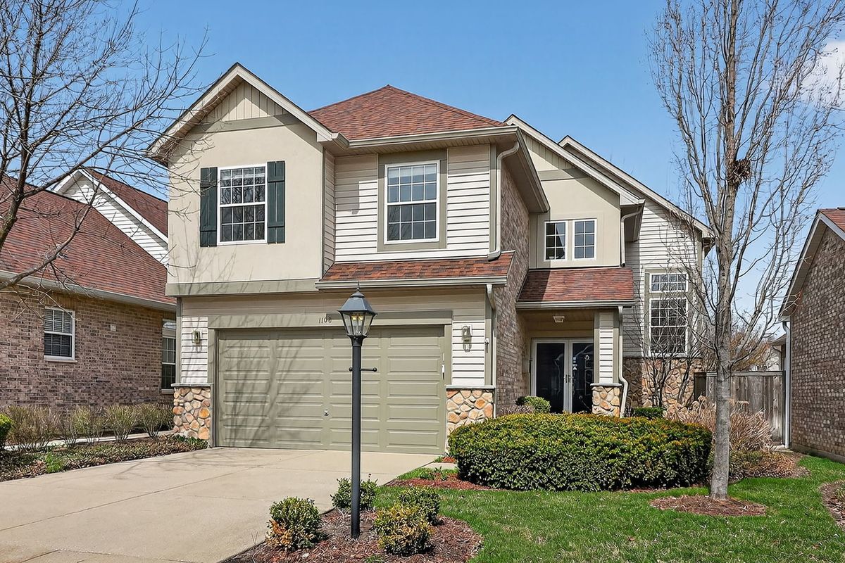 1108 Oxford Court, Oakbrook Terrace, IL 60181