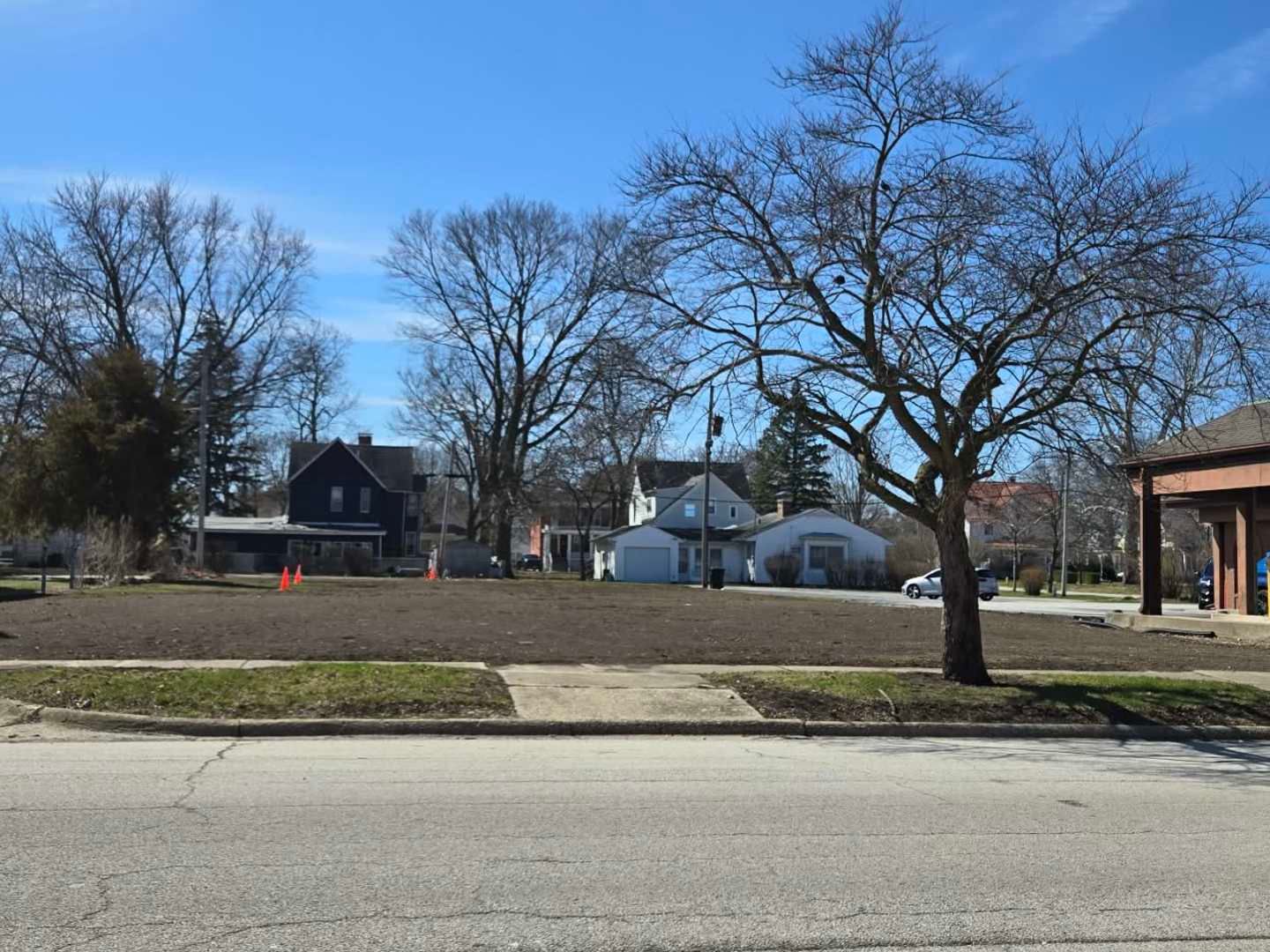 130 W Center Street — Paxton, IL 60957