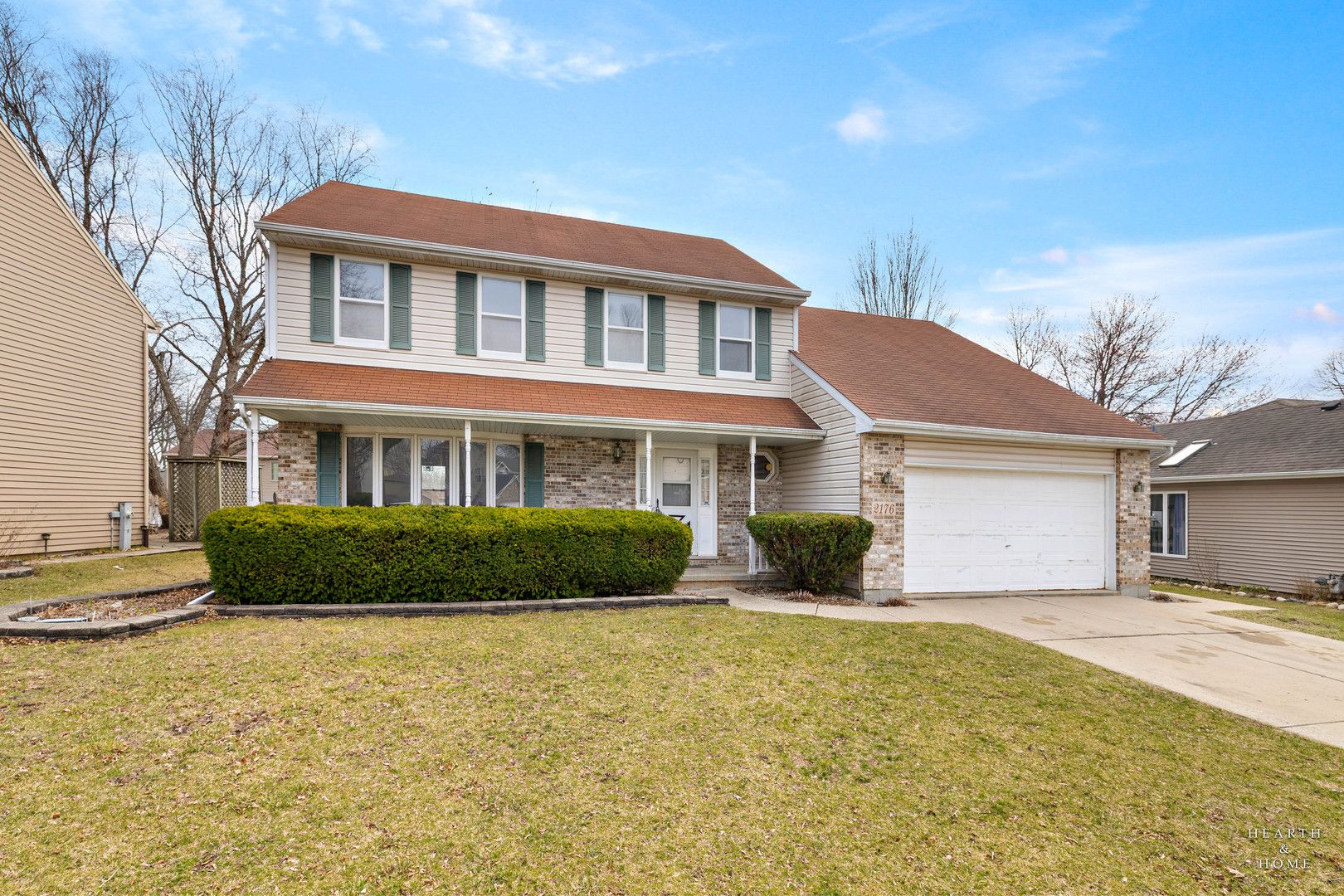 2176 Jordan Lane — Elgin, IL 60123