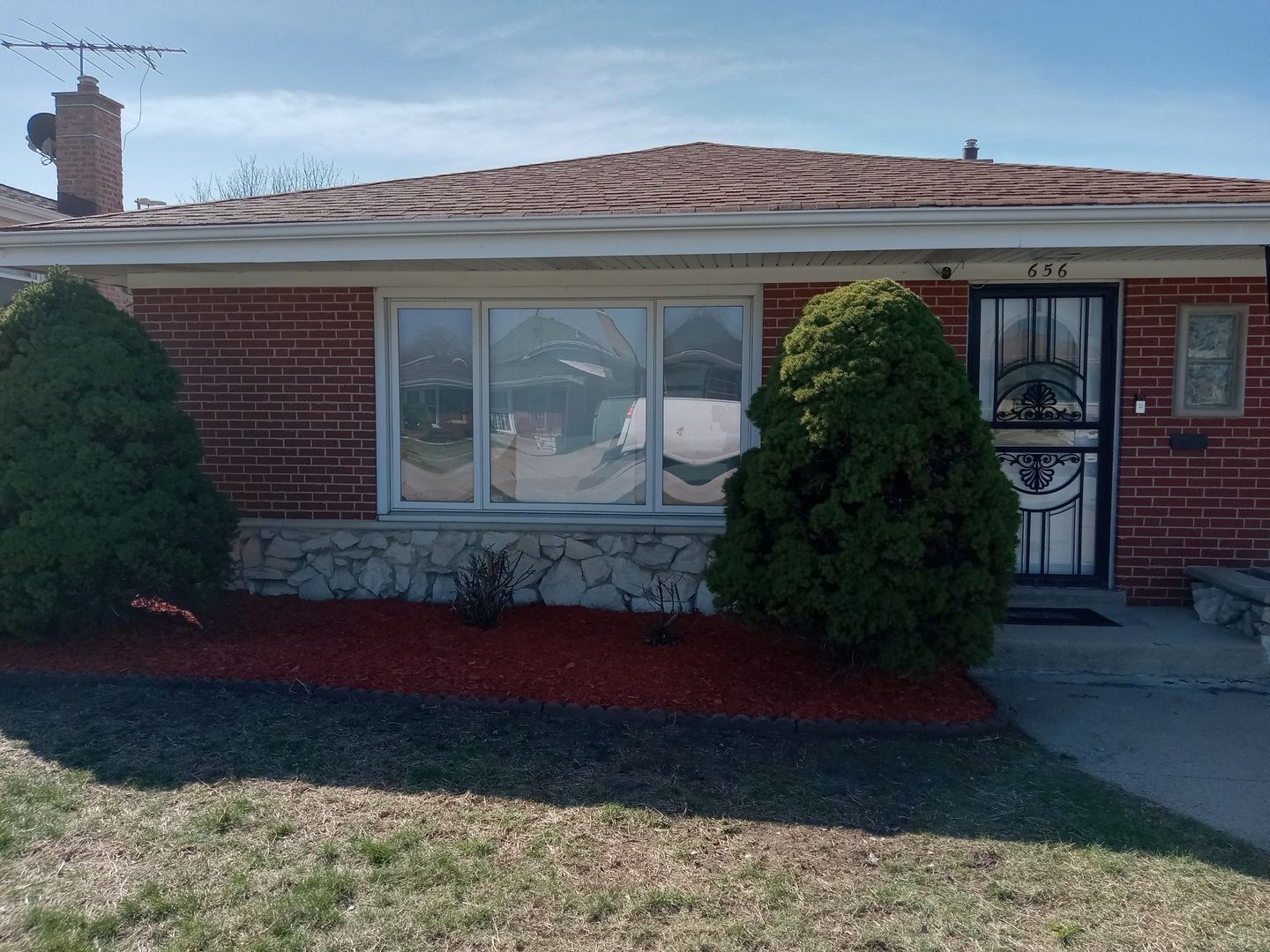 656 Saginaw Avenue — Calumet City, IL 60409