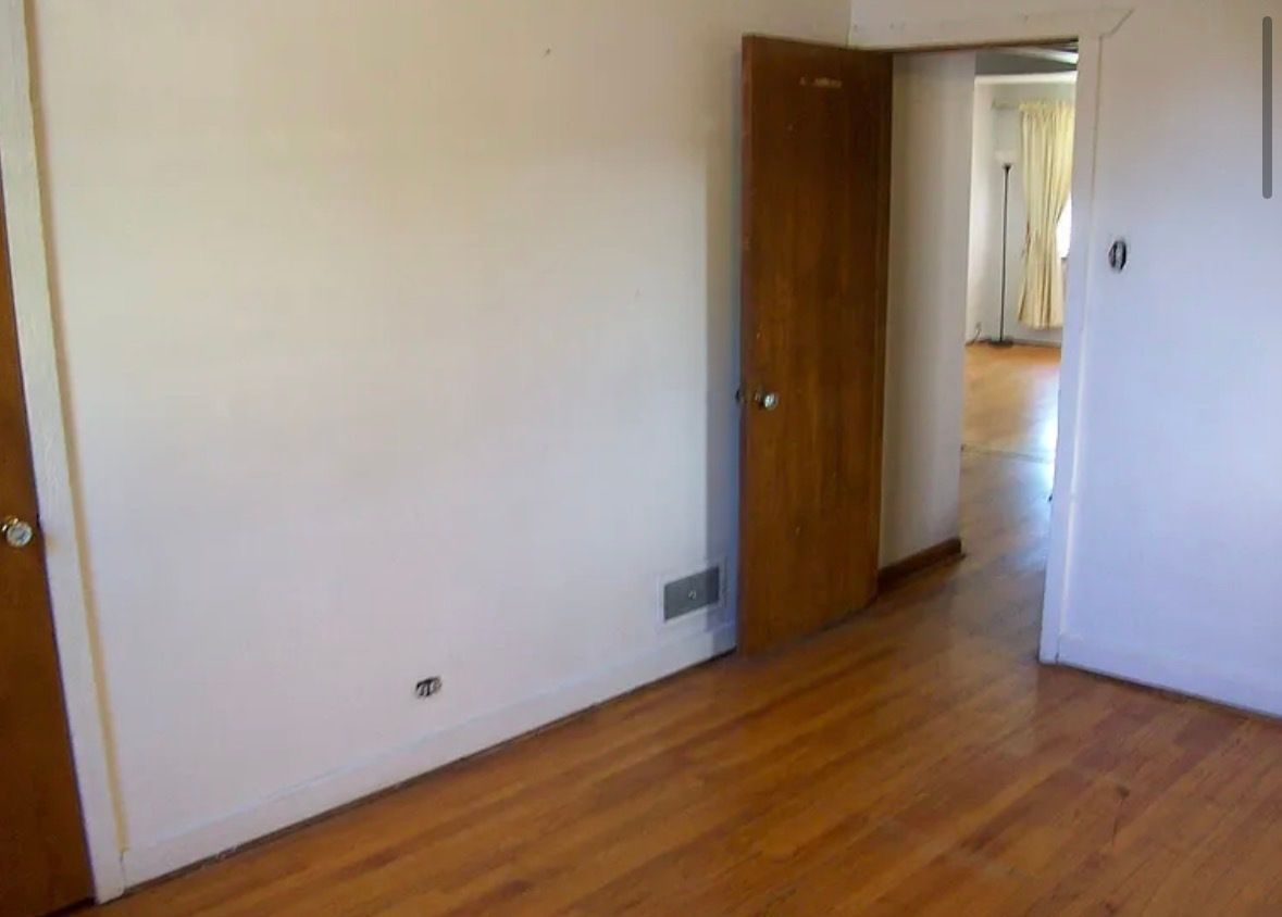 2433 Keystone Avenue, North Riverside, IL 60546