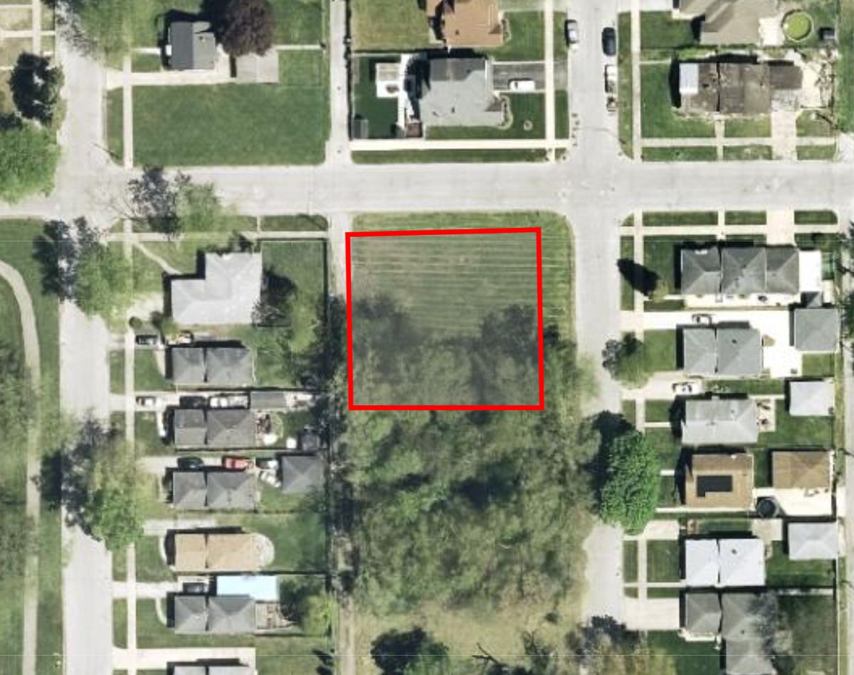 16000 Marshfield Avenue, Harvey, IL 60426