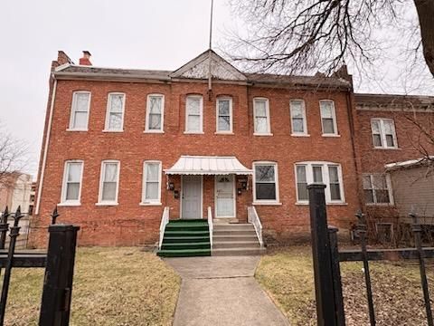 10501 Corliss Avenue, Chicago, IL 60628