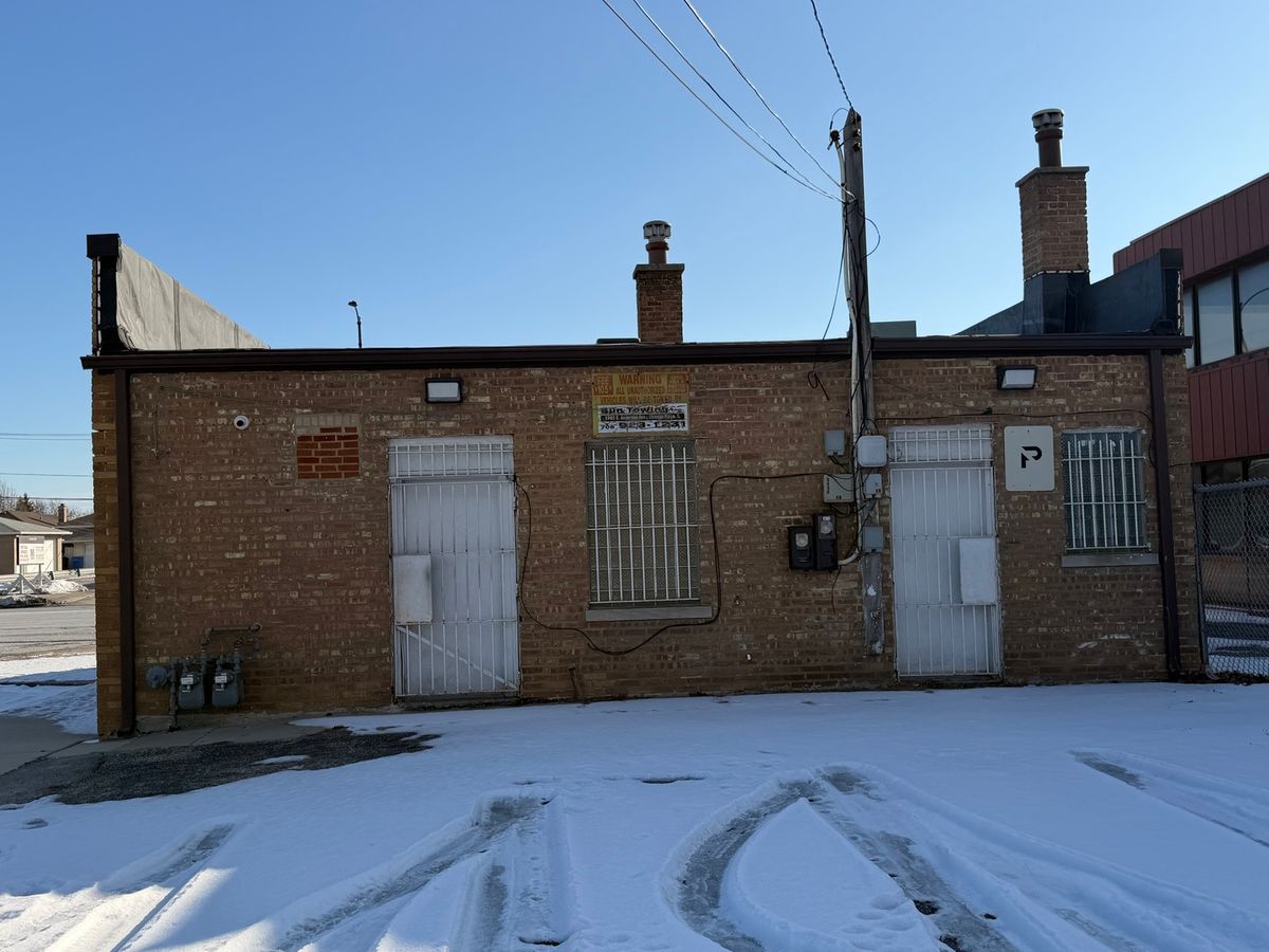 5712 S Harlem Avenue, Summit, IL 60501