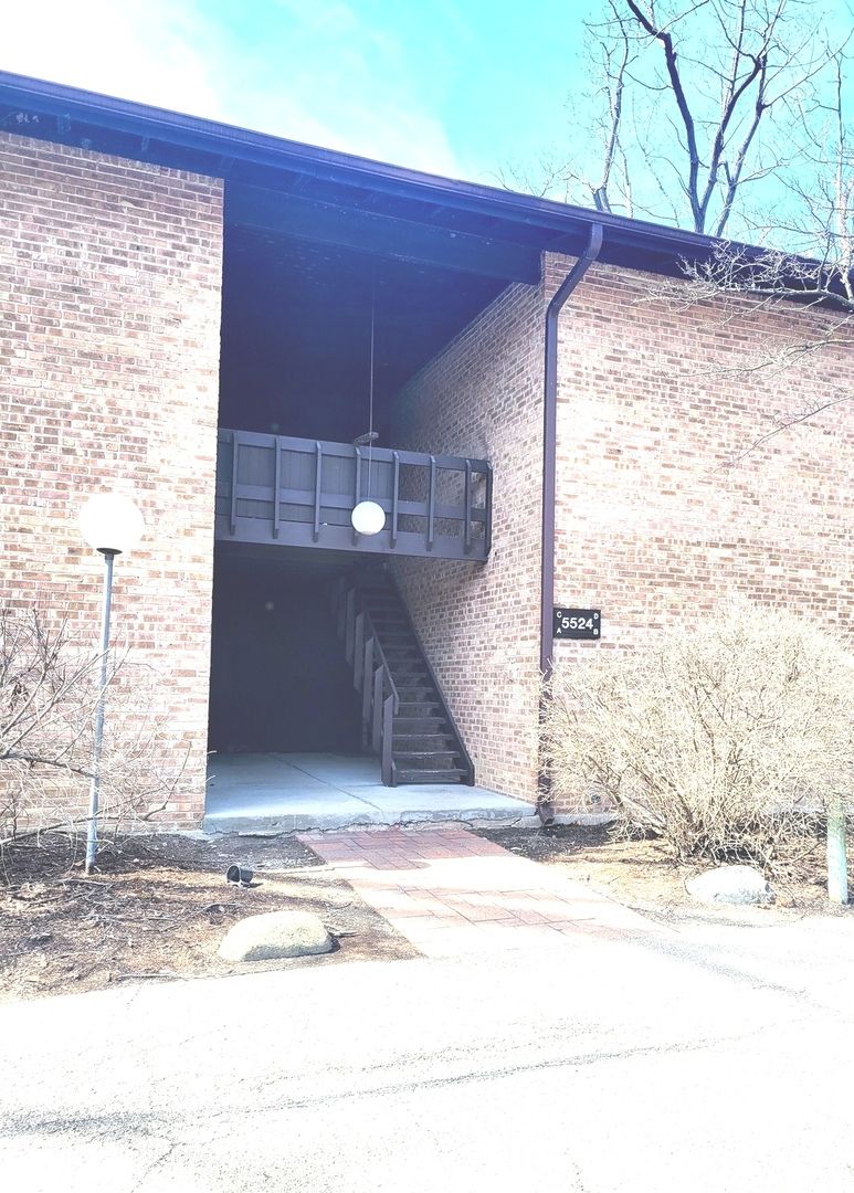 5524 E Lake Drive #84C — Lisle, IL 60532