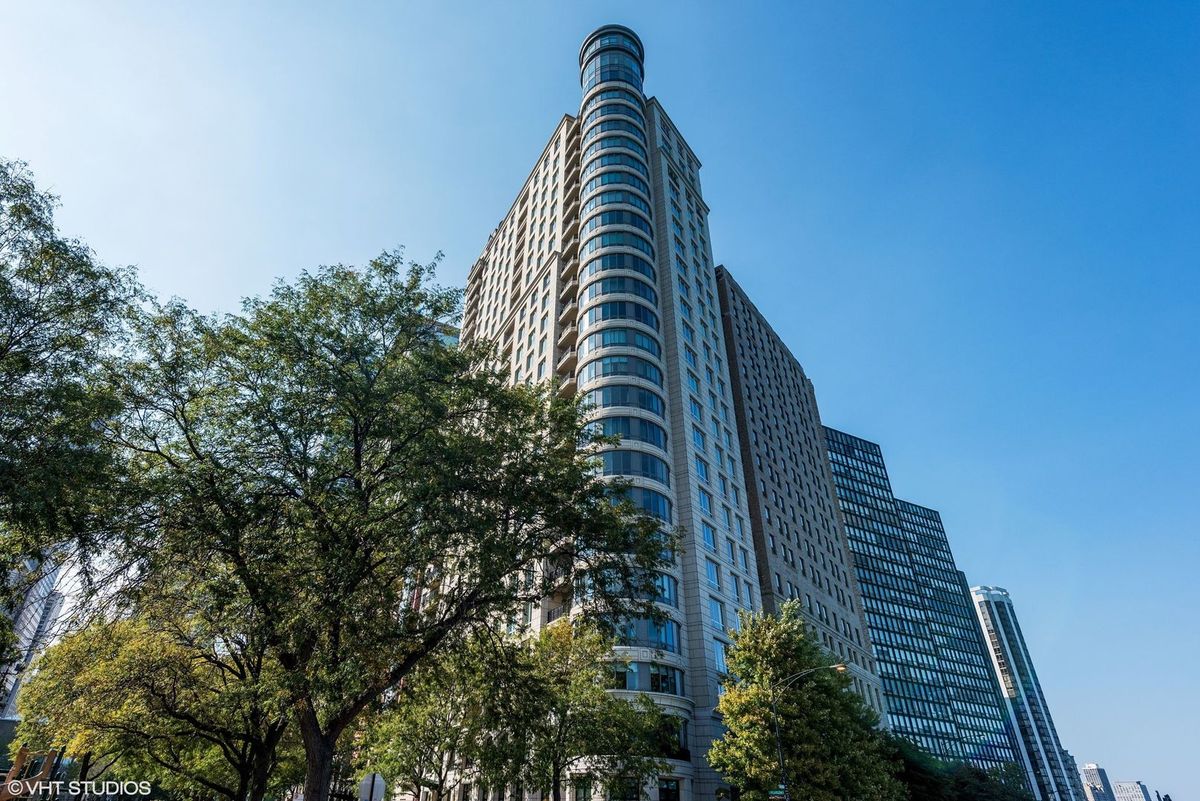 840 Lake Shore Drive, Chicago, IL 60611