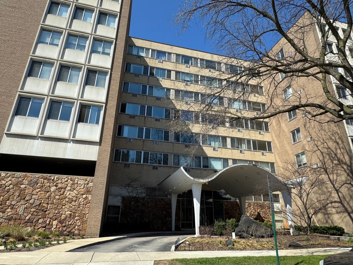 151 Kenilworth Avenue, Oak Park, IL 60301