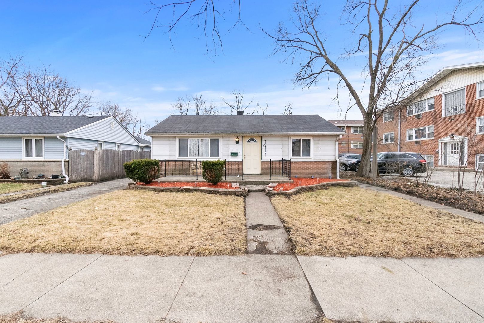 7911 45th Street — Lyons, IL 60534