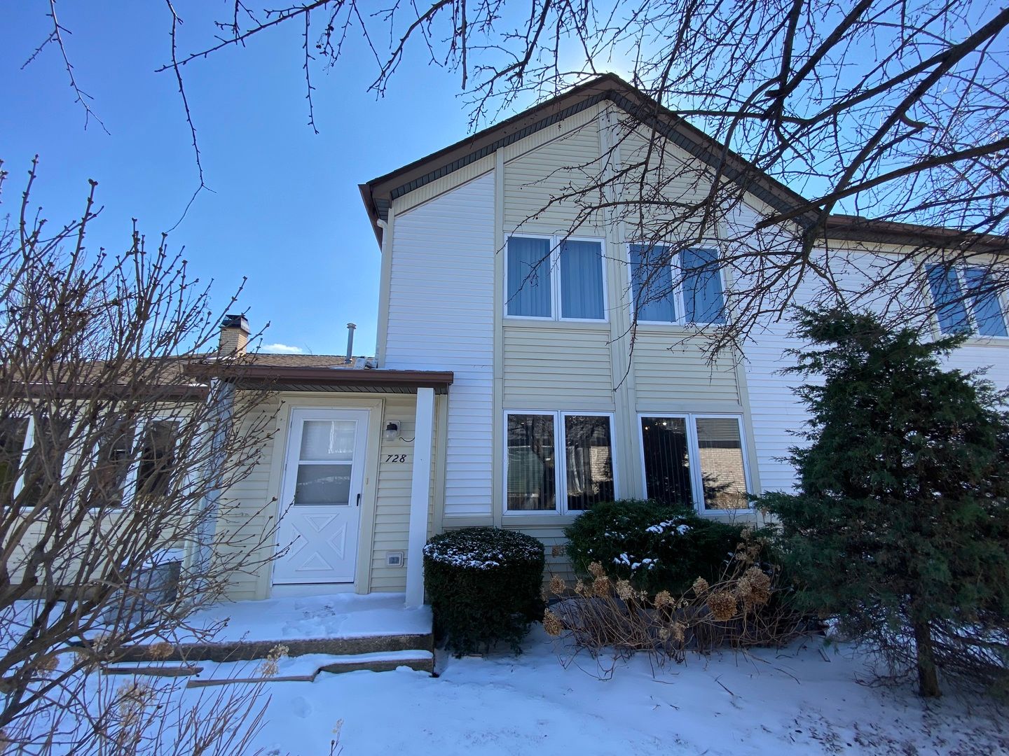 728 Inverrary Lane — Deerfield, IL 60015