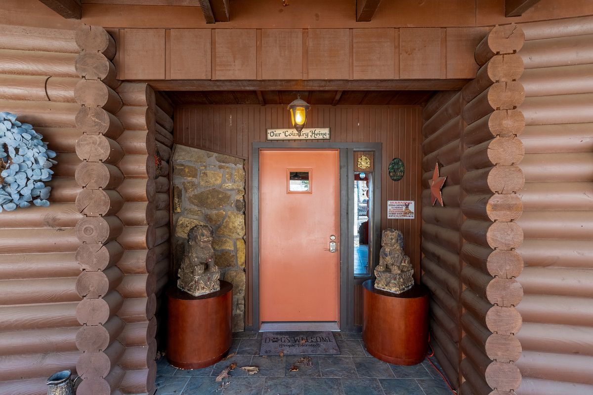 1425 Skyline Drive, Cobden, IL 62920