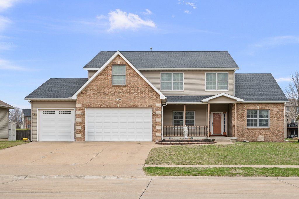 1338 W 61st Street — Davenport, IA 52806
