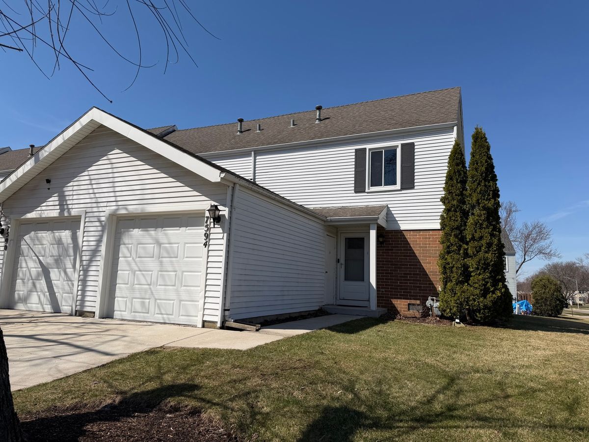 7594 Sarson Way, Hanover Park, IL 60133