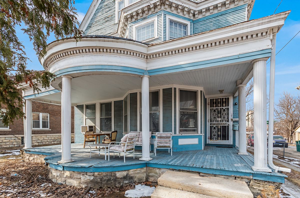 105 Eastern Avenue, Joliet, IL 60433