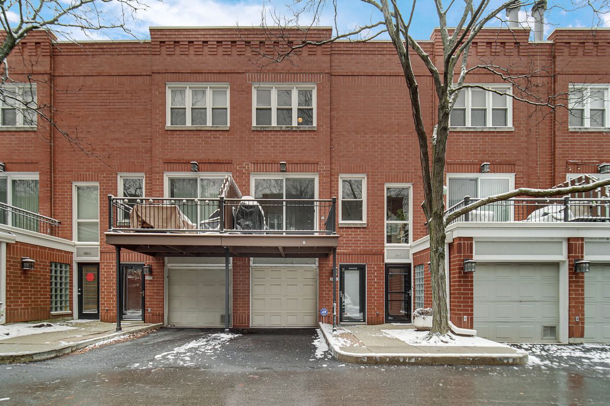 2801 Wolcott Avenue, Chicago, IL 60657