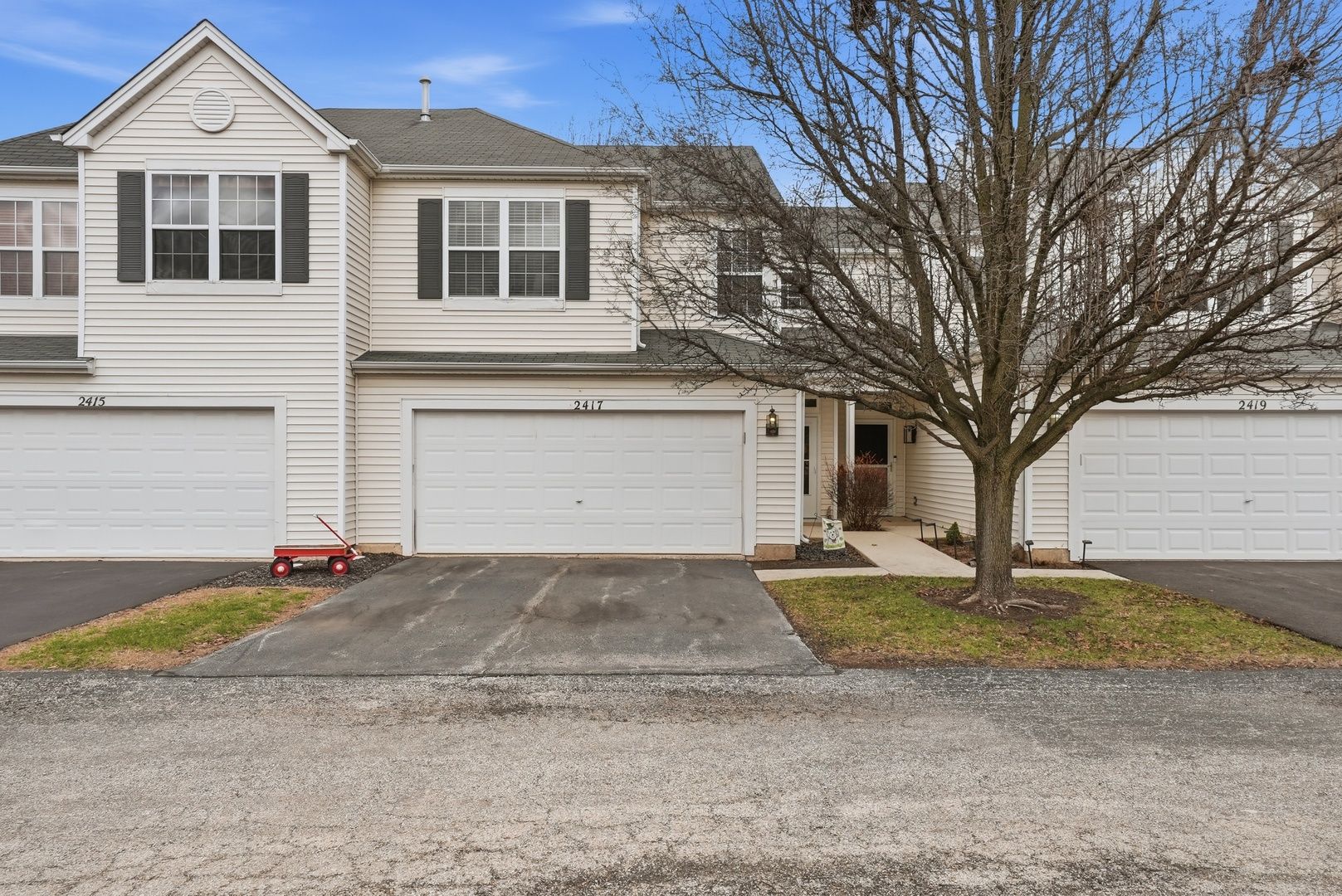 2417 BRUSH HILL Circle — Joliet, IL 60432