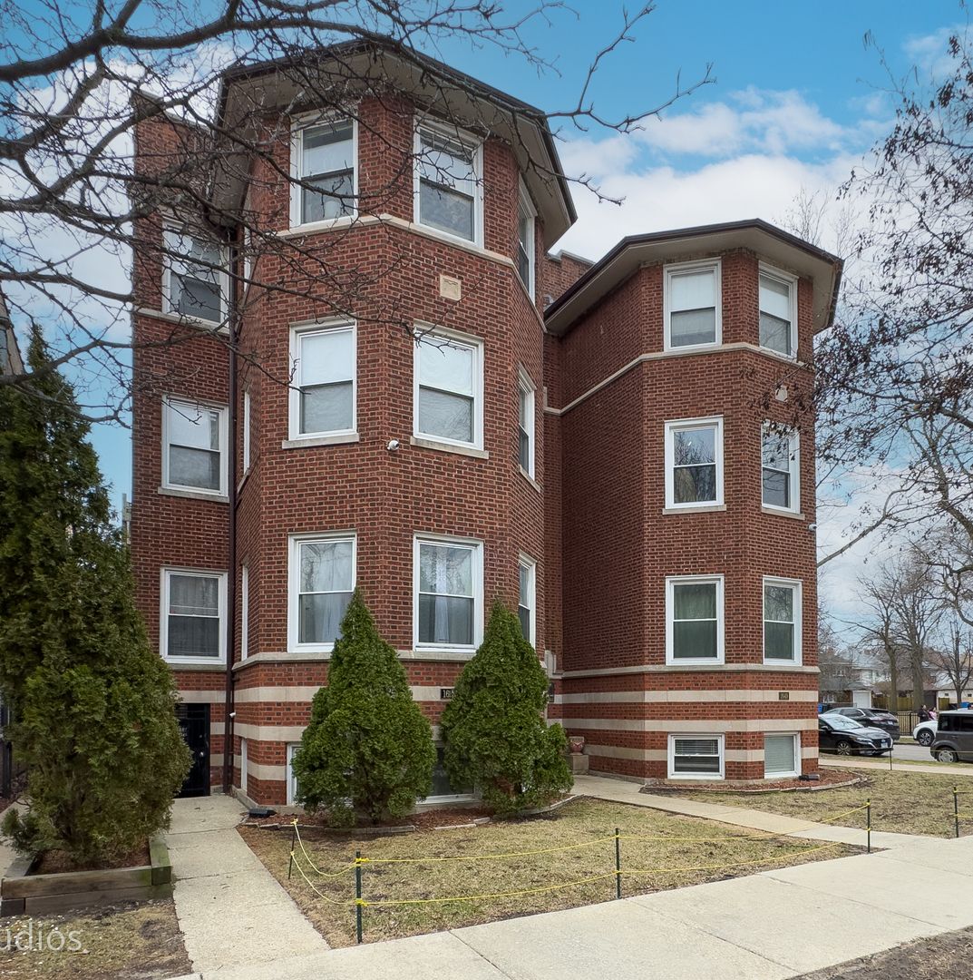 1647 Sherwin Avenue — Chicago, IL 60626