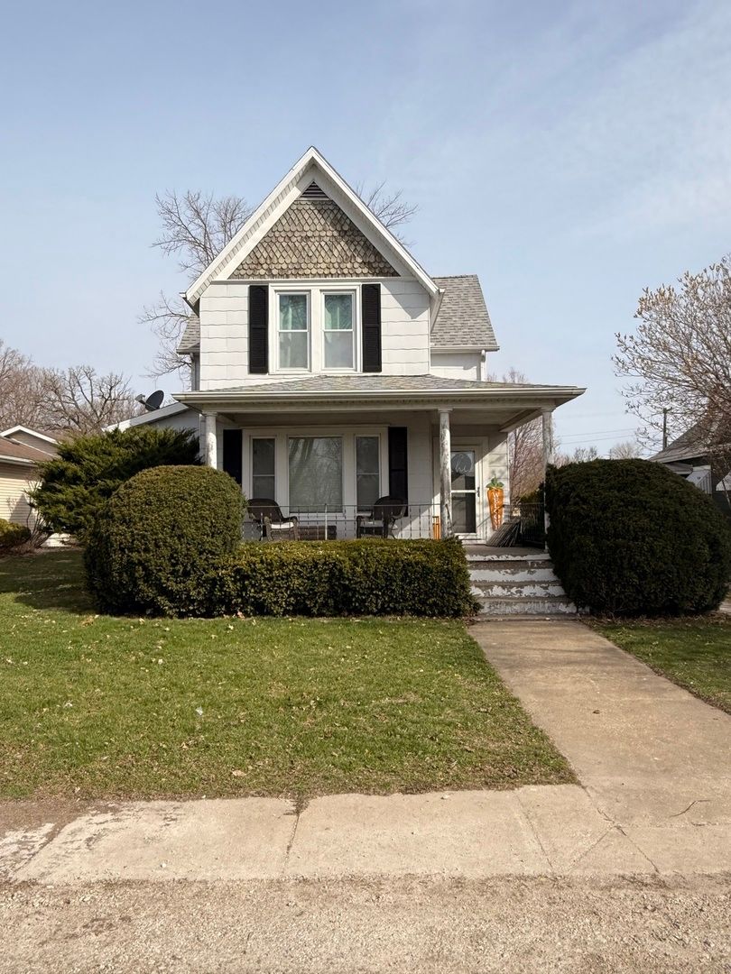 312 E Harrison Street — Granville, IL 61326