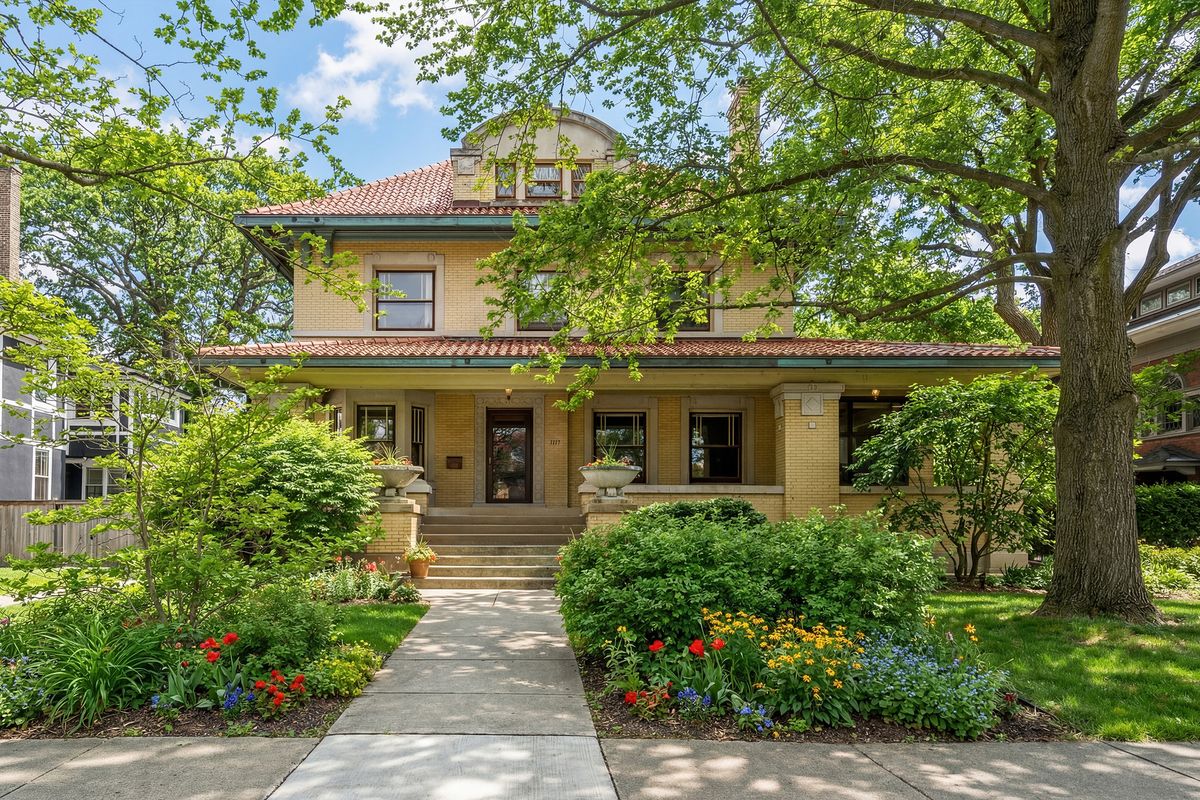 1117 Forest Avenue, Evanston, IL 60202