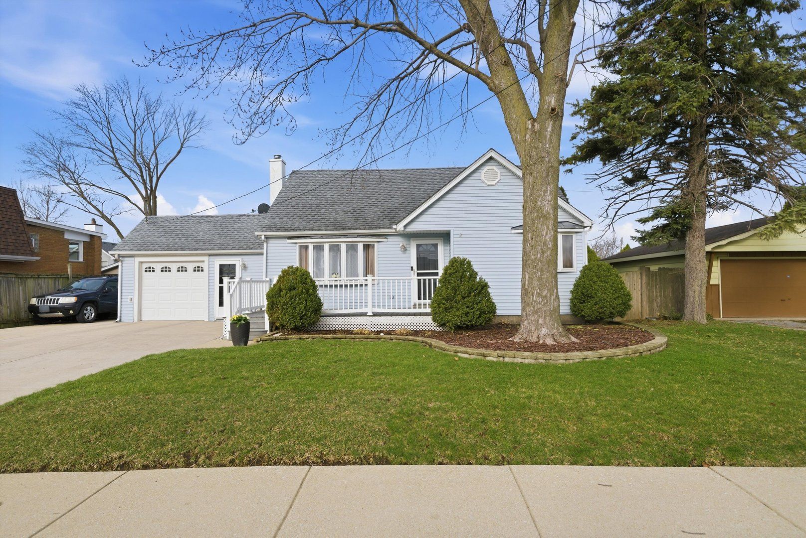 8210 Linder Avenue — Burbank, IL 60459