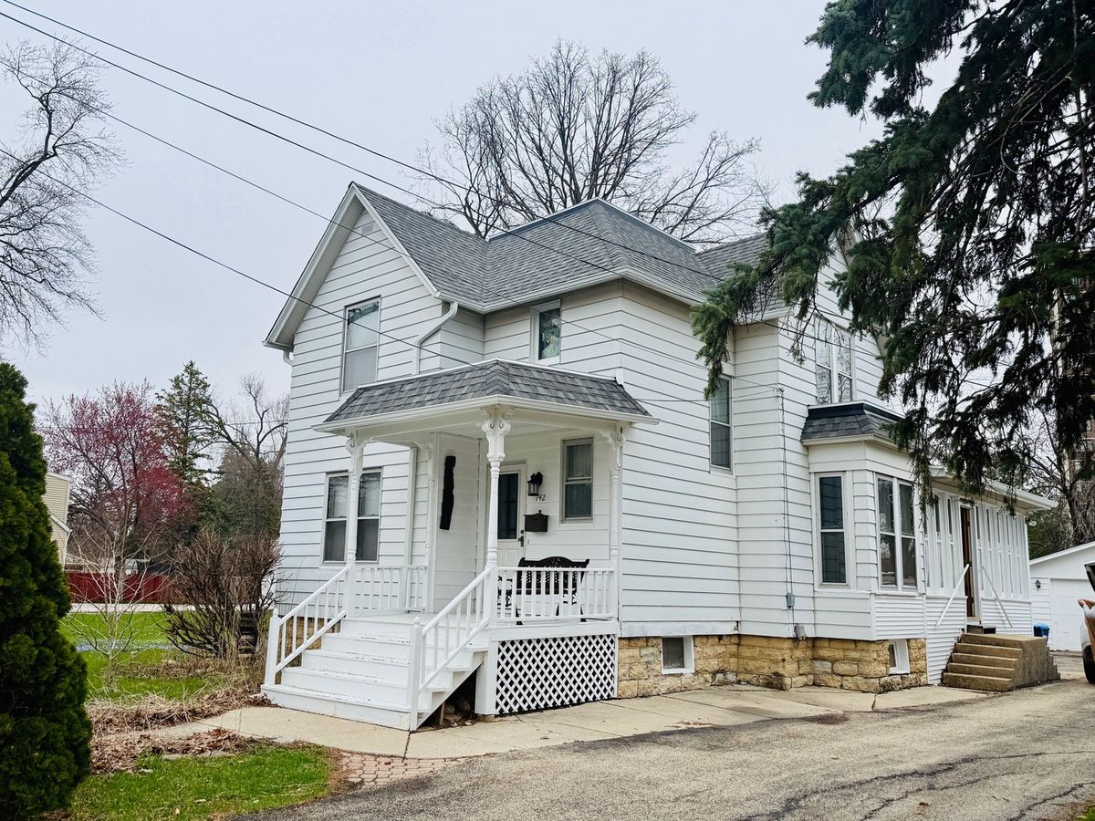 742 4th Street, DeKalb, IL 60115
