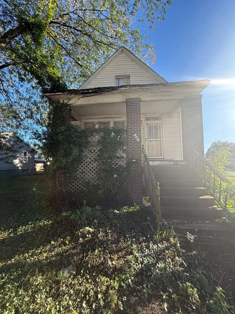 445 155th Place, Calumet City, IL 60409