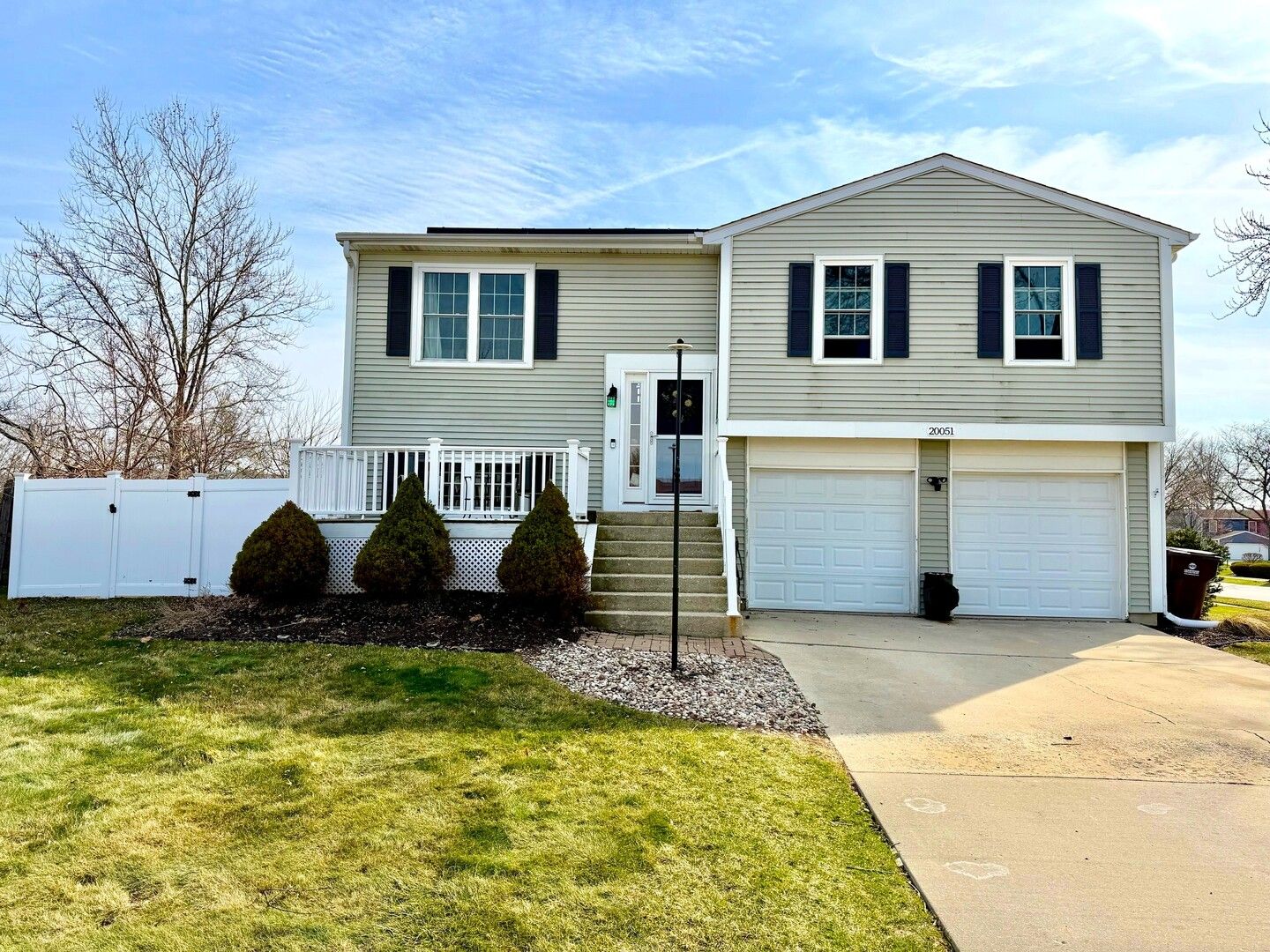 20051 S Spruce Drive — Frankfort, IL 60423