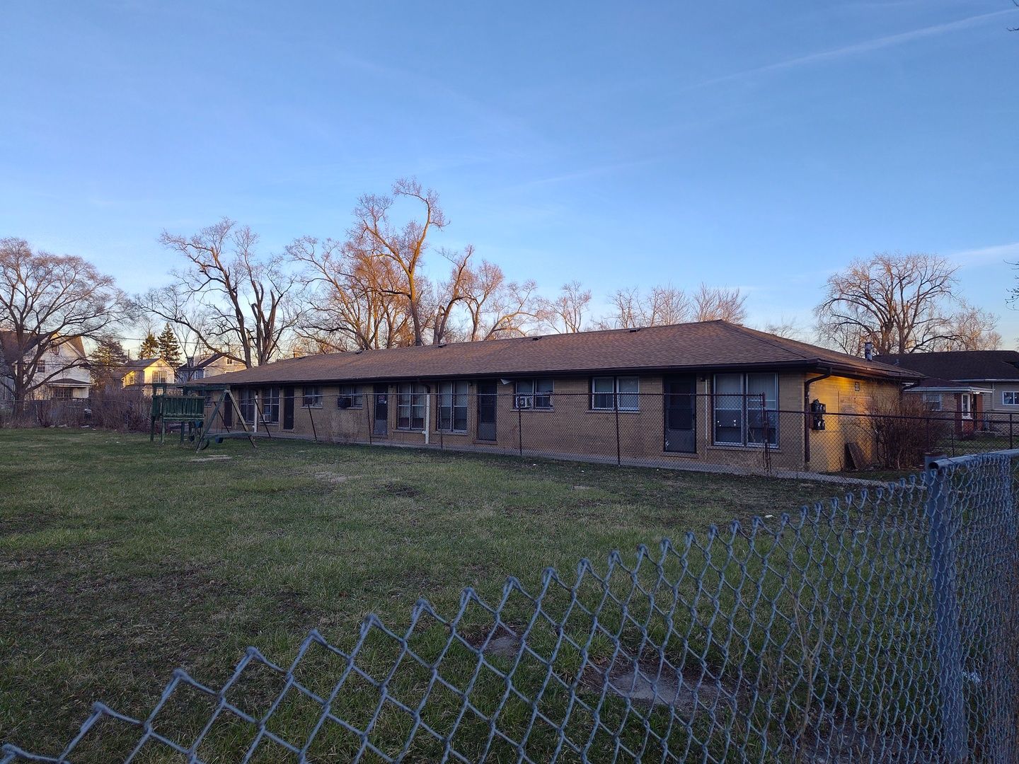 15731 Lexington Avenue — Harvey, IL 60426