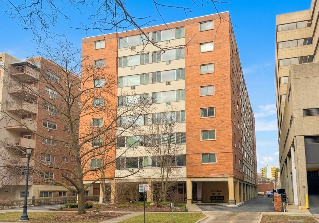 1516 Hinman Avenue #603 — Evanston, IL 60201