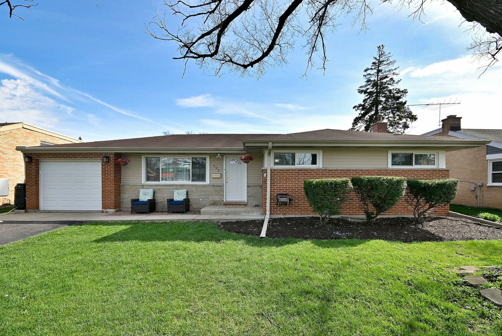436 E Park Avenue — Elmhurst, IL 60126