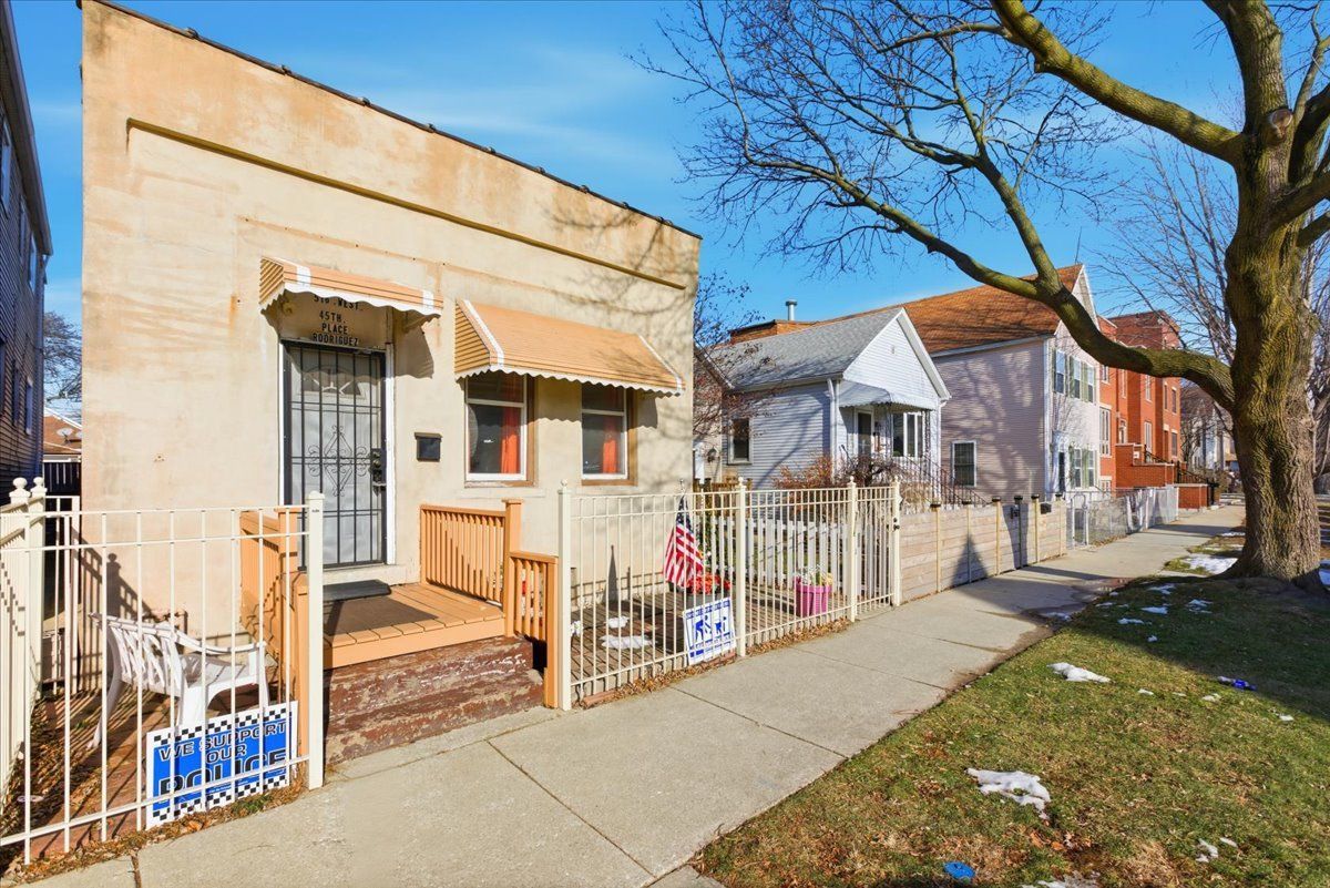 516 W 45th Place — Chicago, IL 60609
