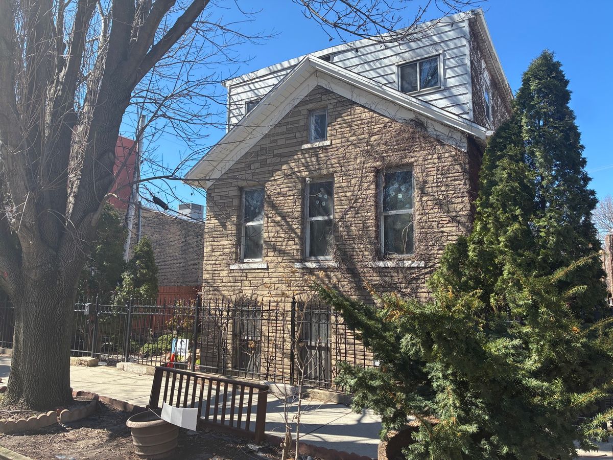 2142 Leavitt Avenue, Chicago, IL 60647
