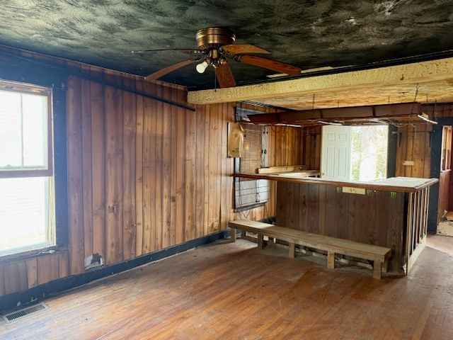 600 Dewey Street, Eldorado, IL 62930