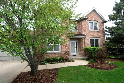 182 Ashfield Court — Bloomingdale, IL 60108
