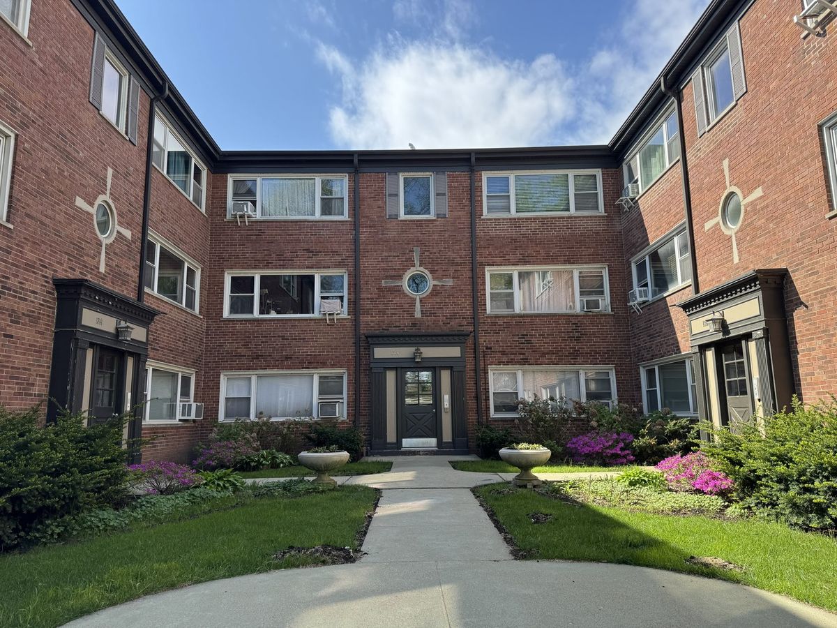 1316 Central Street, Evanston, IL 60201