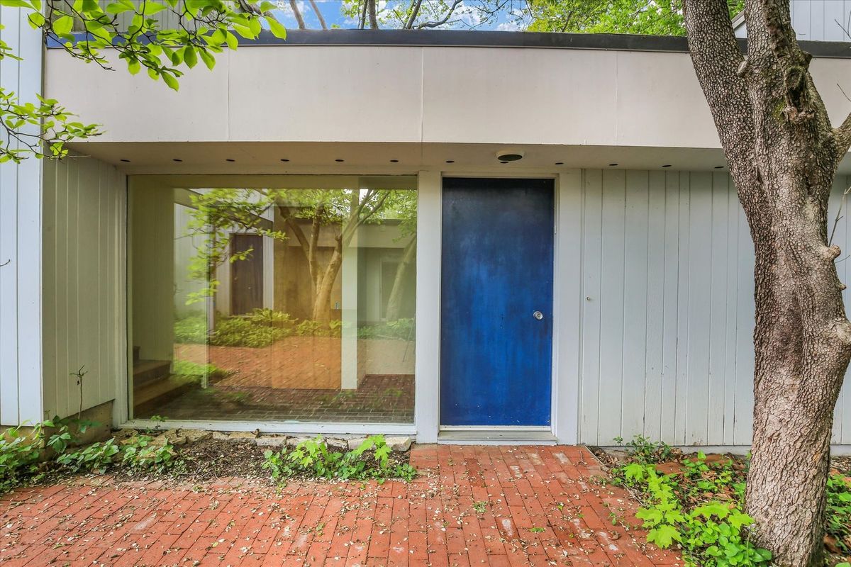 3406 S Persimmon Circle, Urbana, IL 61802