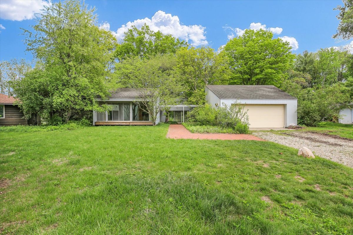3406 Persimmon Circle, Urbana, IL 61802