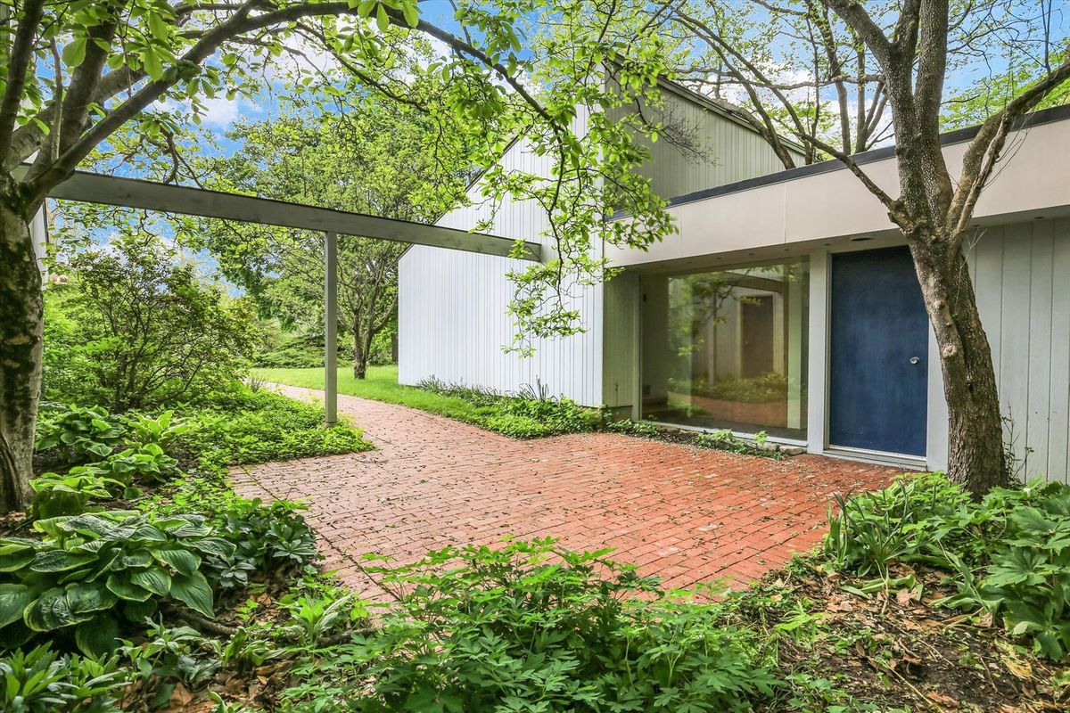 3406 S Persimmon Circle, Urbana, IL 61802