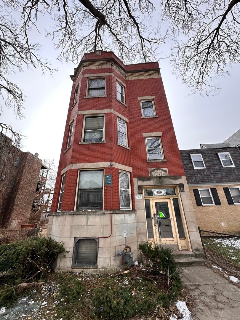 517 W Englewood Avenue — Chicago, IL 60621
