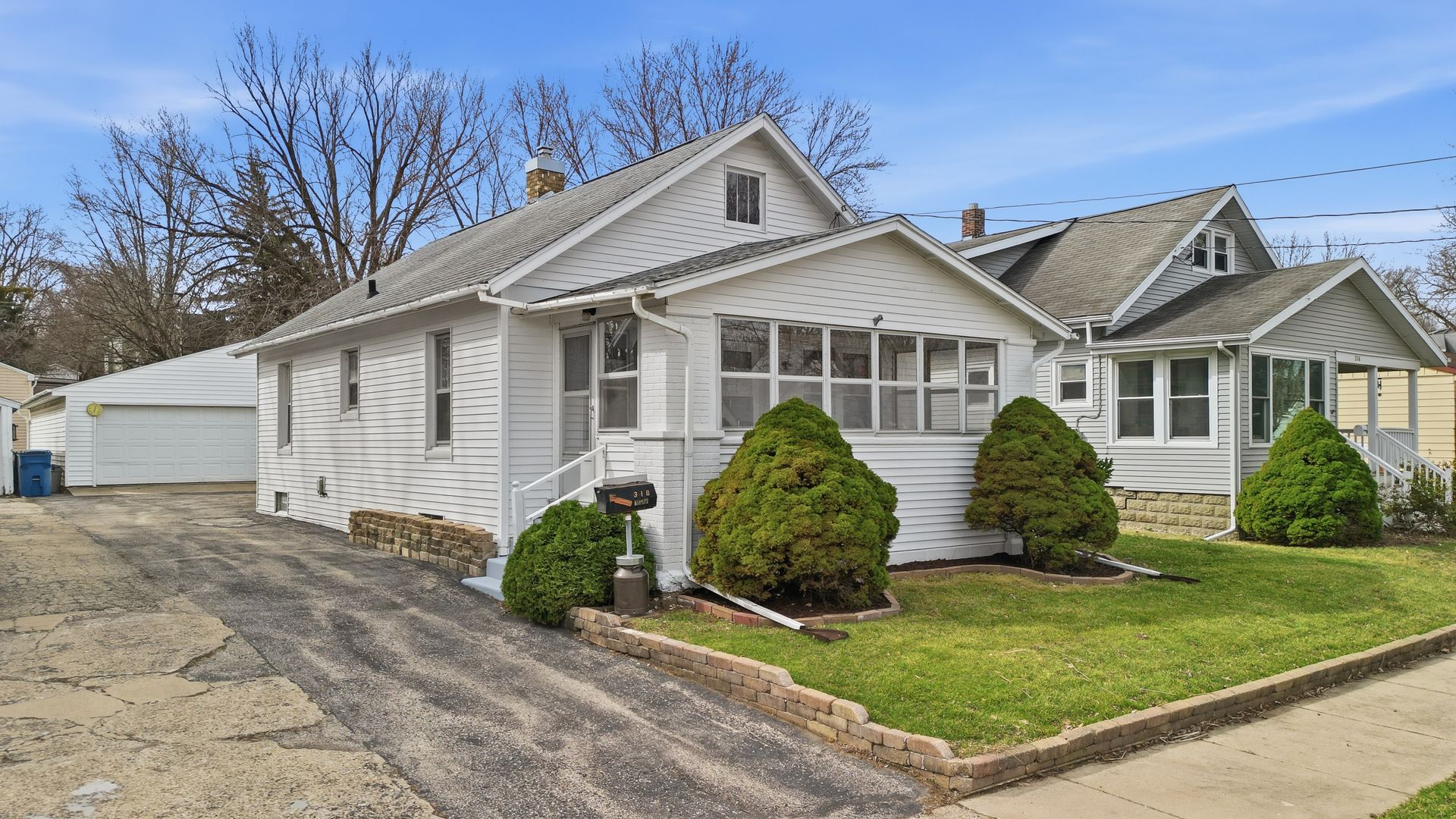 318 Spruce Street — Dixon, IL 61021