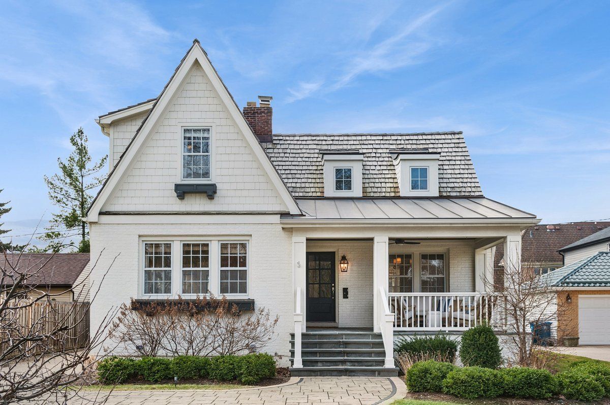 240 Saint Charles Road, Elmhurst, IL 60126