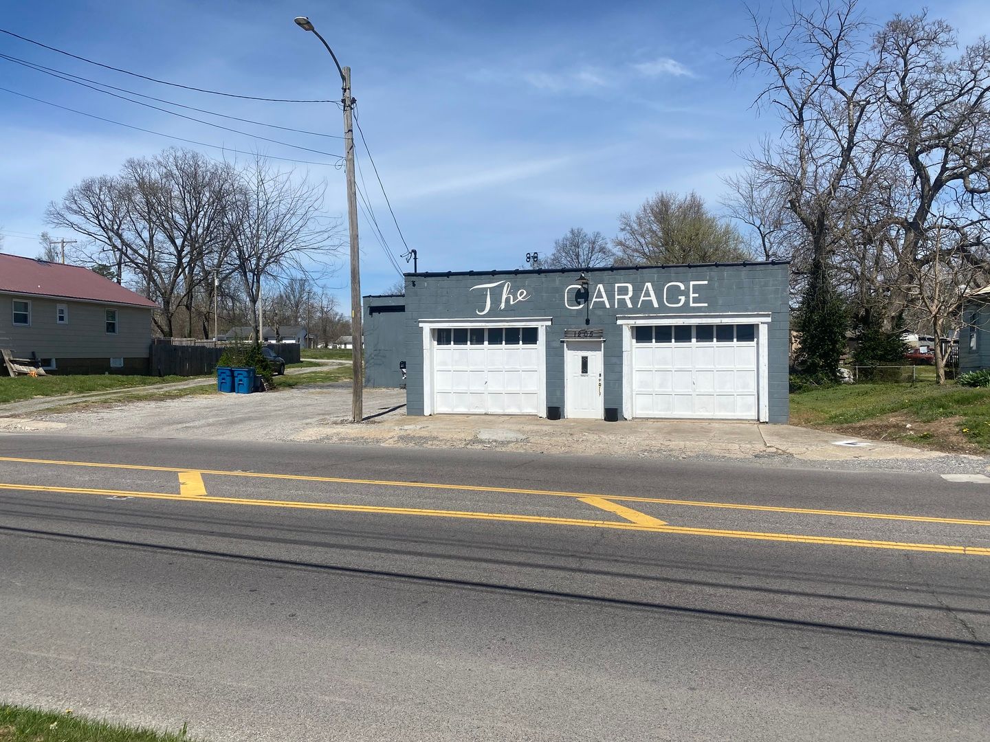1205 E Main Street — Benton, IL 62812